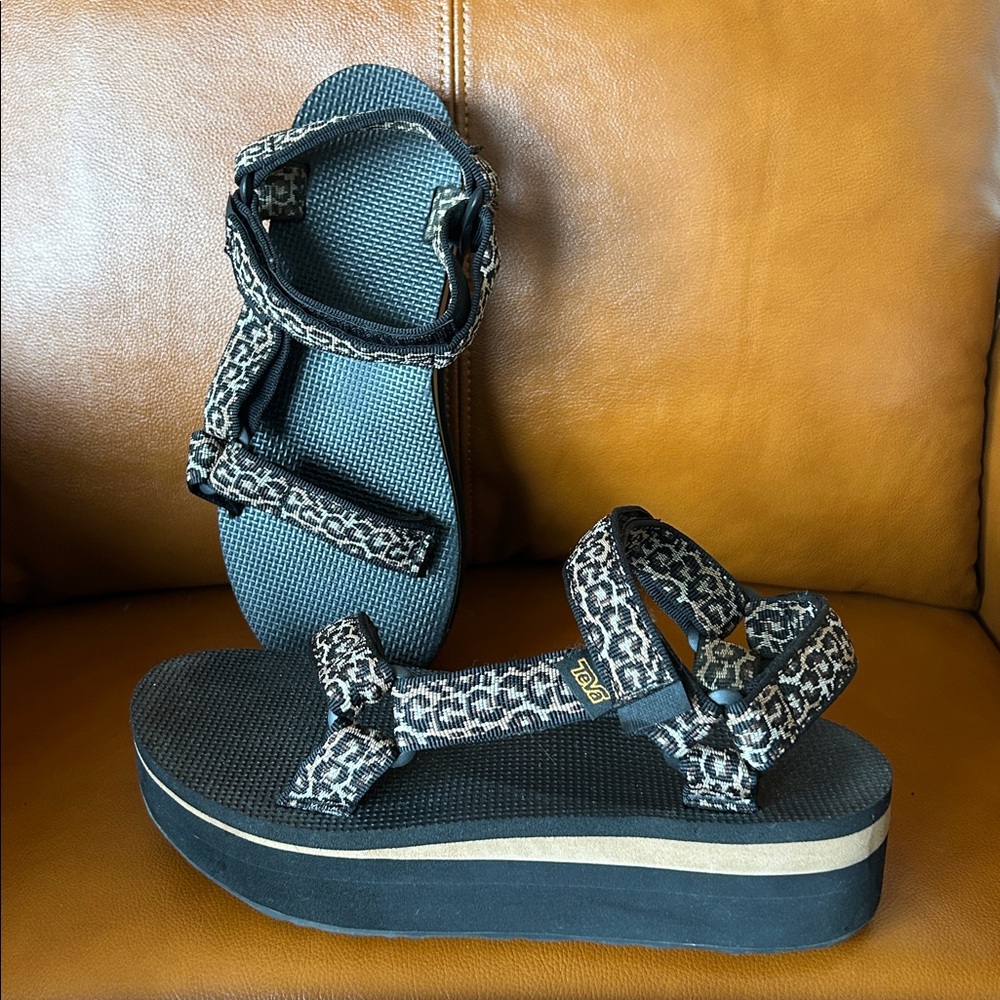 Teva Platform Sandals Size 8 | Cheetah | Chunky C… - image 5